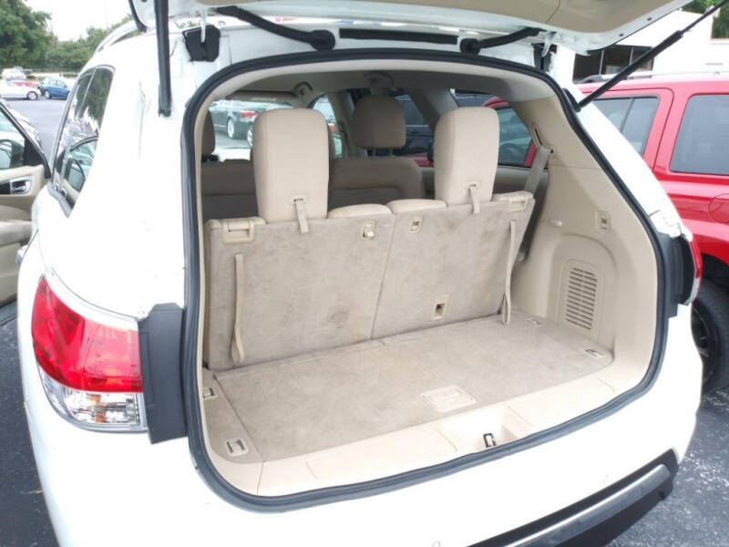 2015 Nissan Pathfinder Platinum