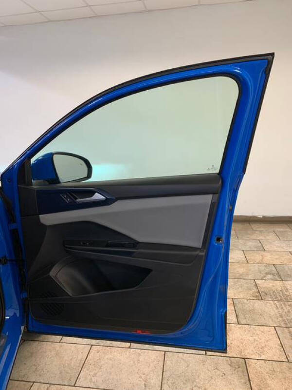 2022 Volkswagen Taos SE 4Motion