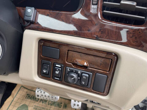 2000 Nissan Presage