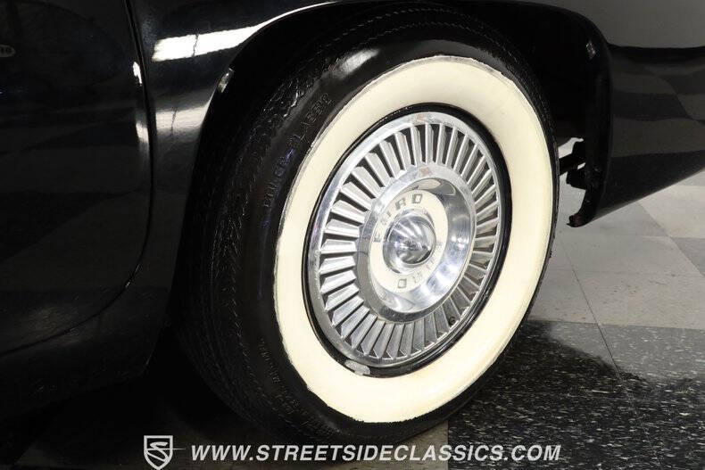 1957 Ford Thunderbird