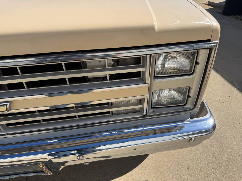 1987 Chevrolet R/V 20 Series 191