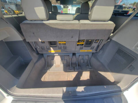 2012 Toyota Sienna XLE 7-Passenger