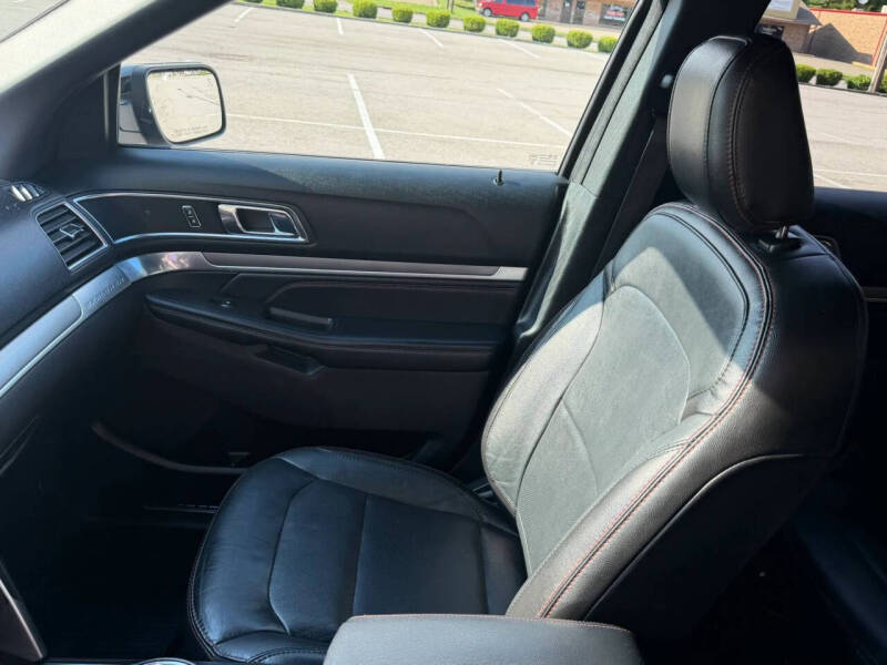 2018 Ford Explorer Sport