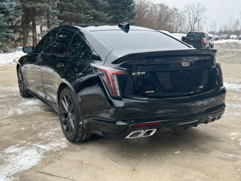 2025 Cadillac CT5-V
