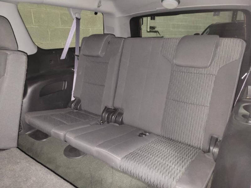 2016 Chevrolet Suburban LS Fleet 3500HD