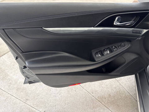 2018 Nissan Maxima 3.5 SR