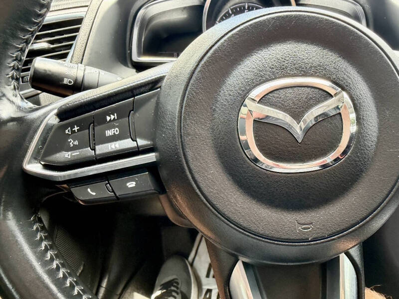 2017 Mazda MAZDA3 Grand Touring