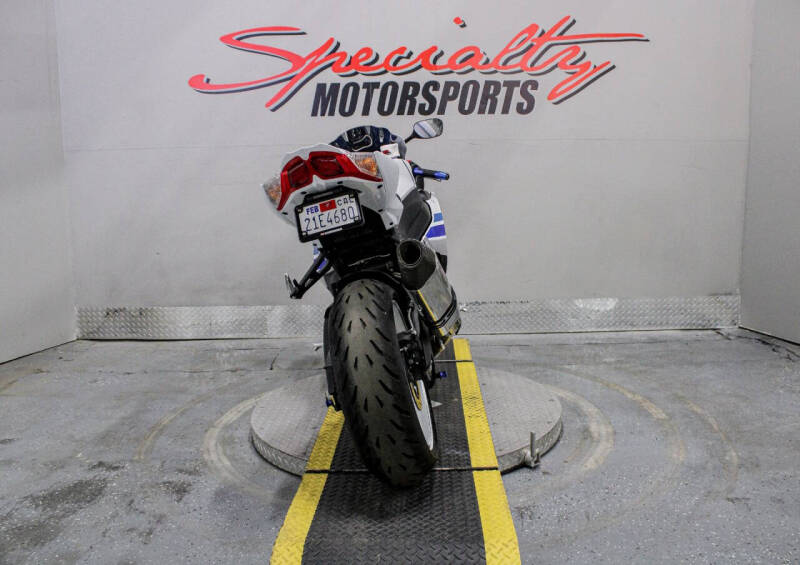 2013 Suzuki GSX-R1000