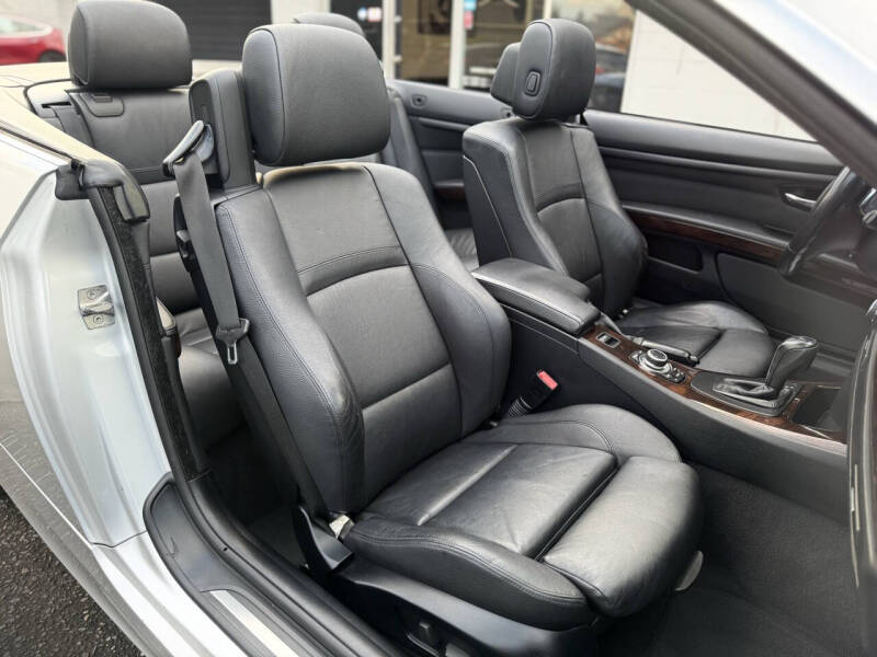2011 BMW 3 Series 335i
