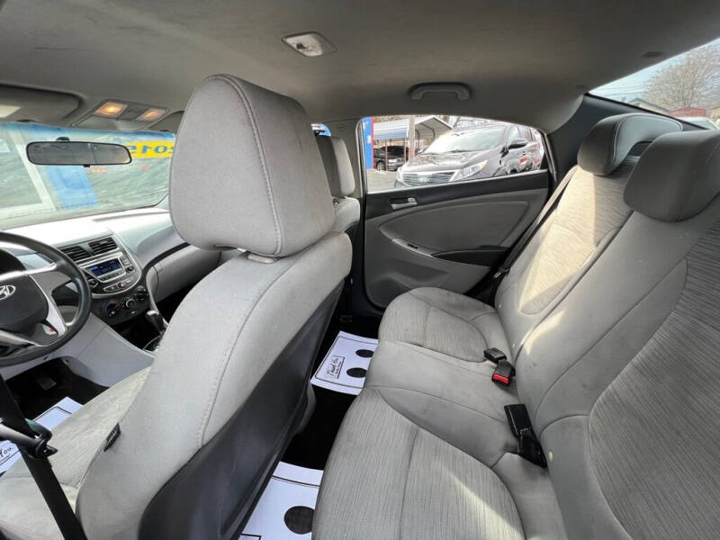 2015 Hyundai Accent GLS