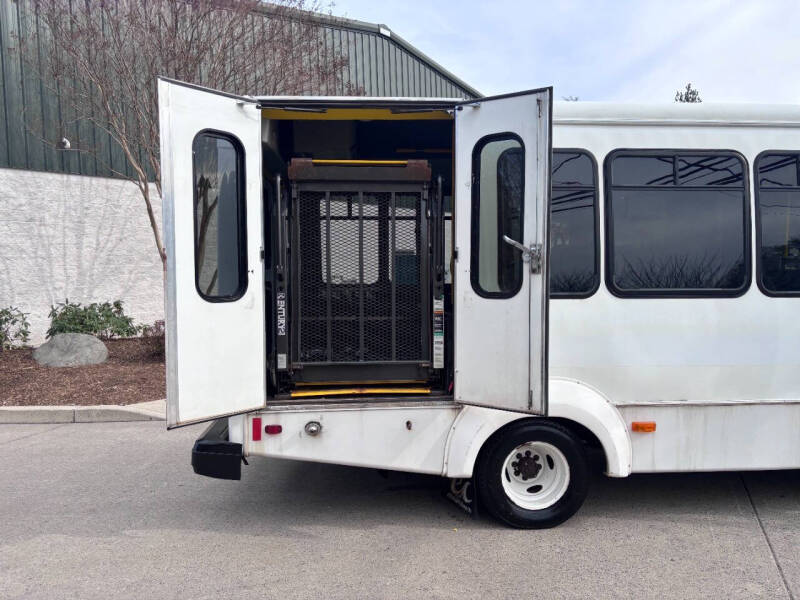 2014 Ford E-Series E-350 SD