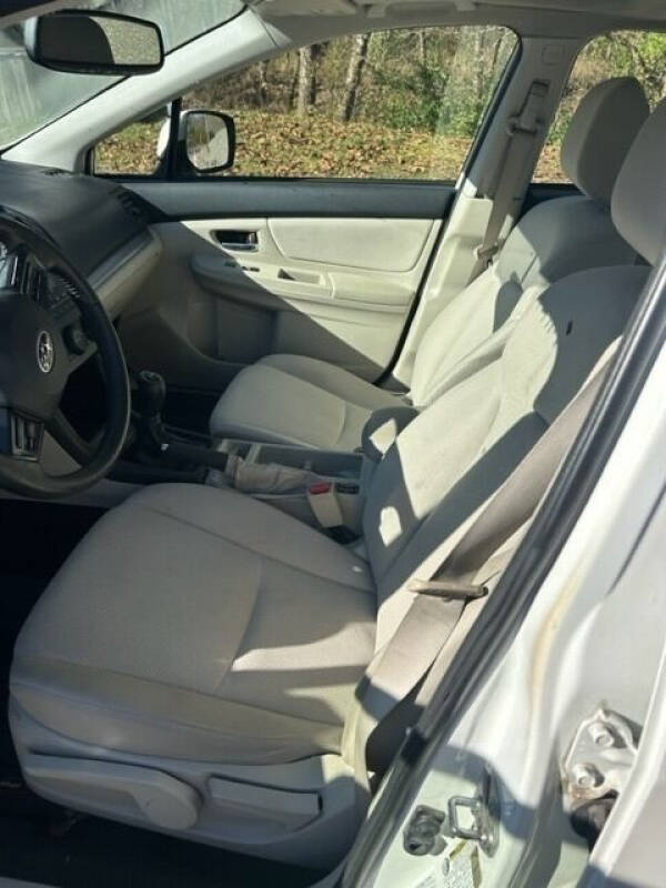 2012 Subaru Impreza 2.0i Premium