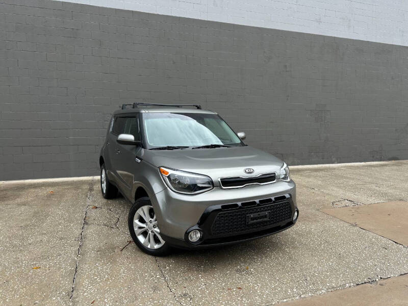 2016 Kia Soul +
