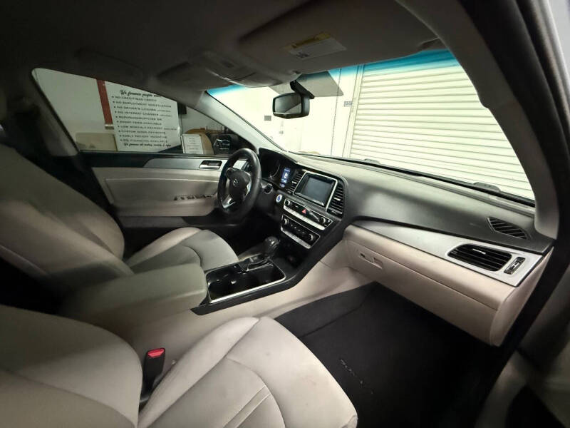 2018 Hyundai Sonata Sport