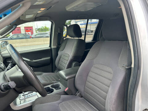 2008 Nissan Pathfinder SE