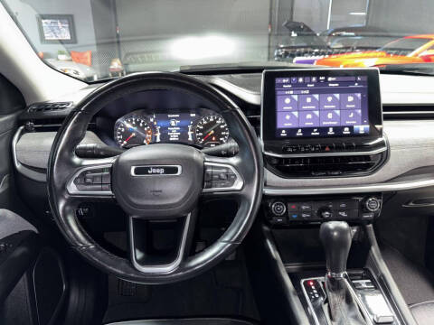 2022 Jeep Compass Latitude Lux