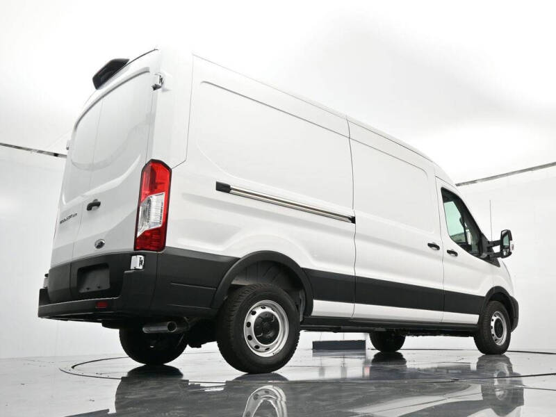 2025 Ford Transit 250