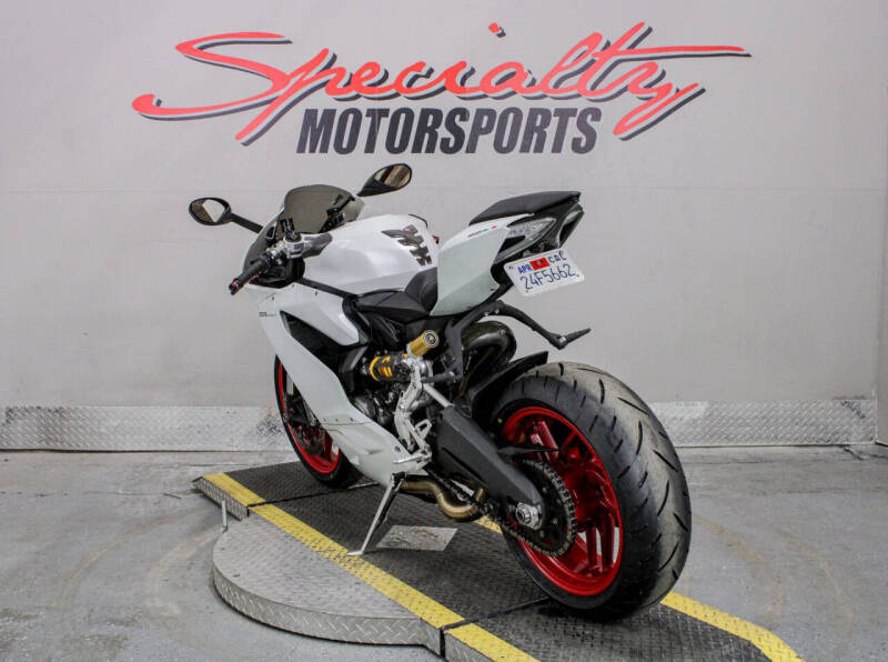 2015 Ducati 899 Panigale