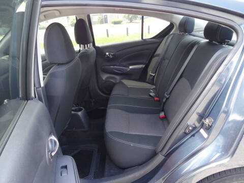 2017 Nissan Versa 1.6 SV