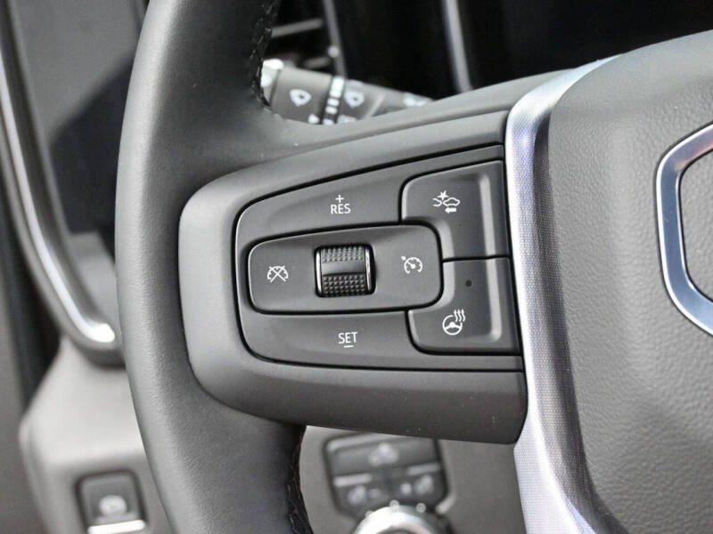 2025 GMC Sierra 1500 Elevation Standard