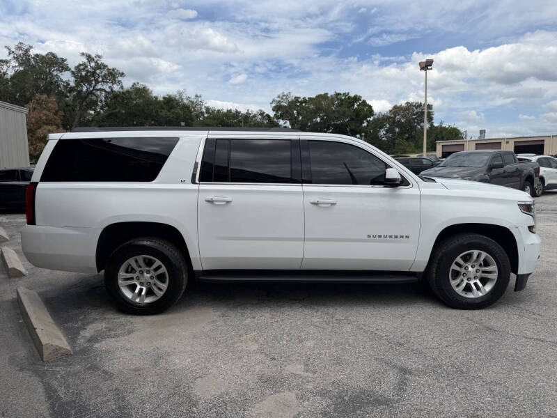 2019 Chevrolet Suburban LT