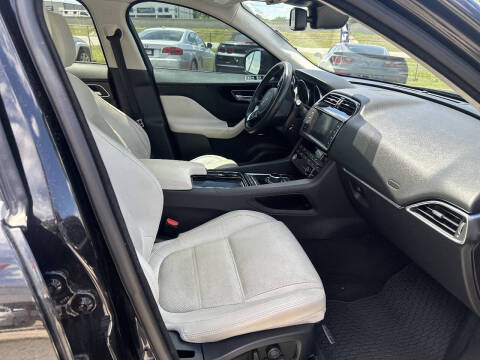 2018 Jaguar F-PACE 25t Prestige