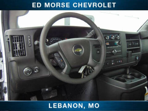 2025 Chevrolet Express 3500