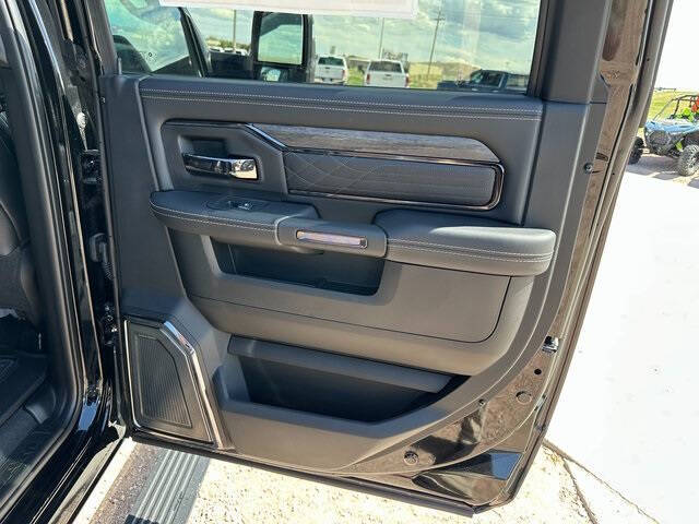 2025 RAM 2500 Limited