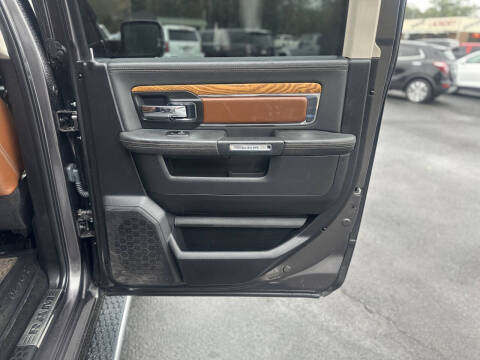 2015 RAM 1500 Laramie Limited