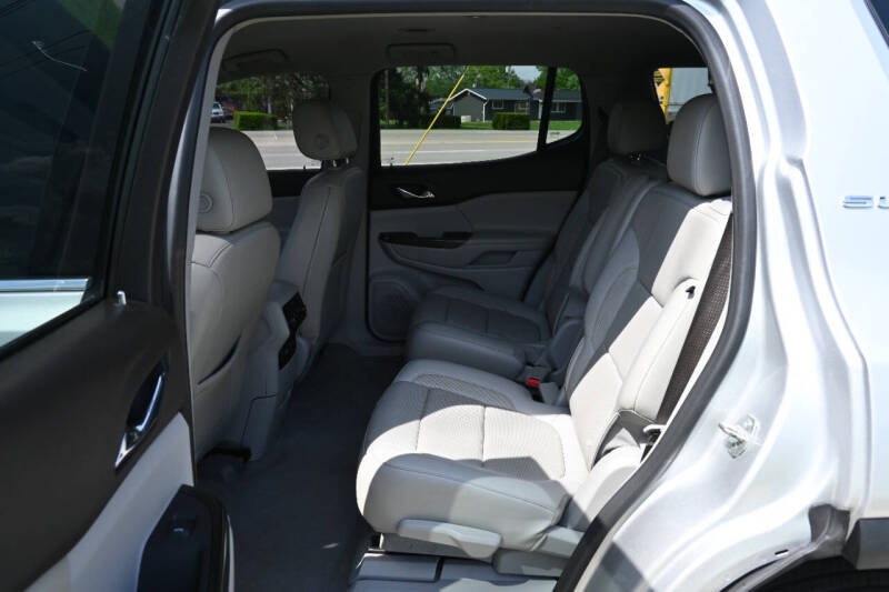 2020 GMC Acadia SLT