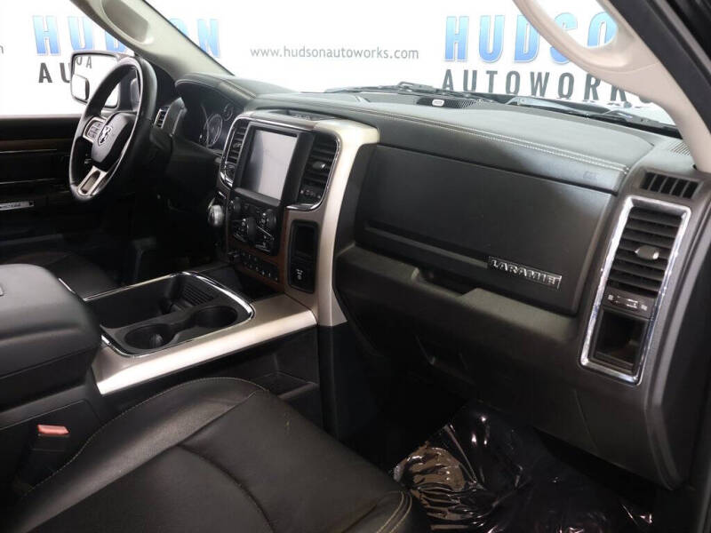 2017 RAM 1500 Laramie