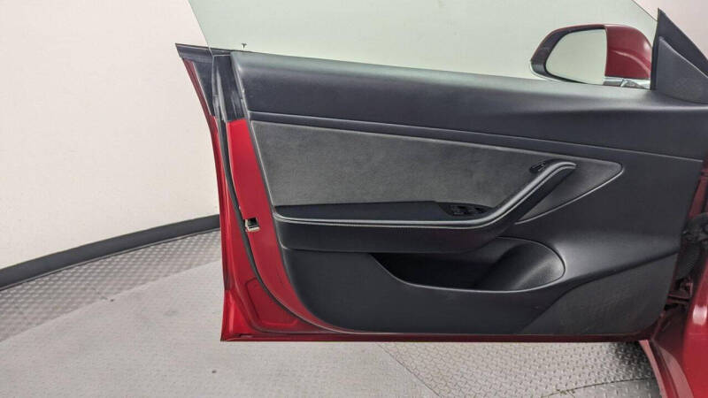 2020 Tesla Model 3 Performance