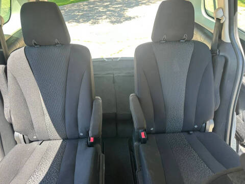 2012 Mazda MAZDA5 Sport