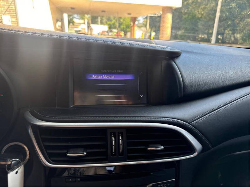 2018 Infiniti QX30 Luxury