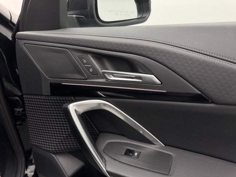 2025 BMW X2 xDrive28i