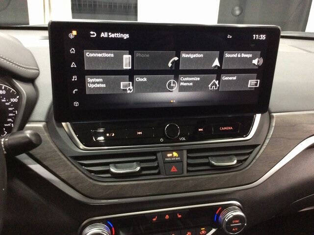 2023 Nissan Altima 2.5 SL