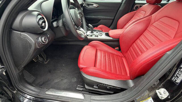 2024 Alfa Romeo Giulia Ti
