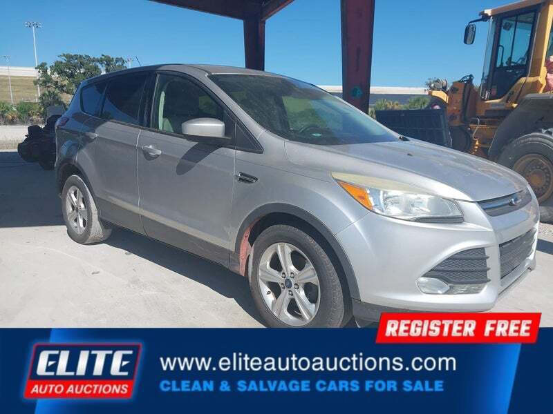 2015 Ford Escape SE