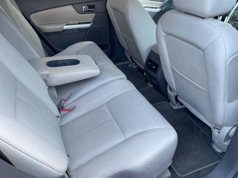 2013 Ford Edge SE