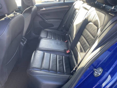 2016 Volkswagen Golf R 4Motion