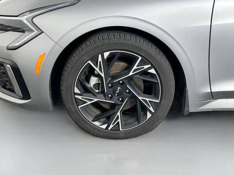 2025 Kia K5