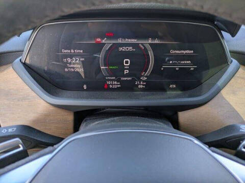 2023 Audi e-tron GT quattro Premium Plus