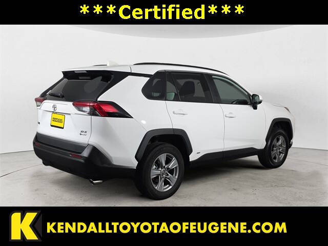 2025 Toyota RAV4 Hybrid XLE