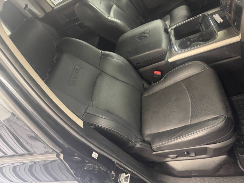 2017 RAM 1500 Laramie