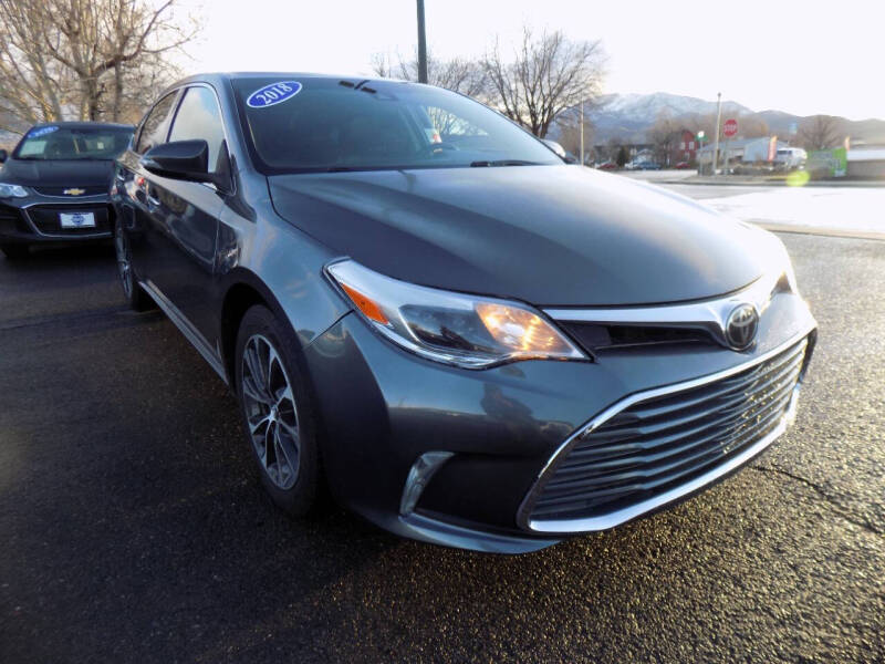 2018 Toyota Avalon XLE's photo