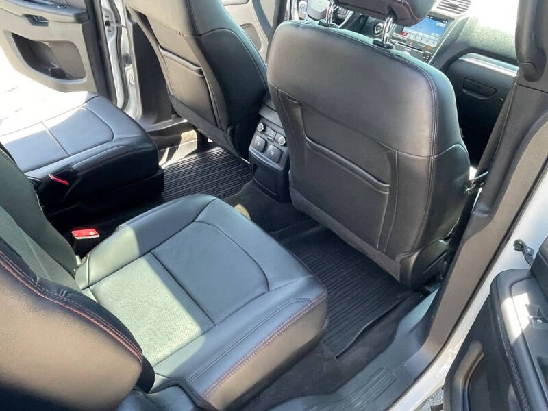 2017 Ford Explorer Sport