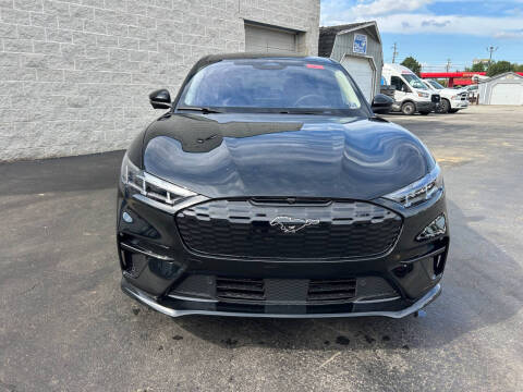 2025 Ford Mustang Mach-E Premium