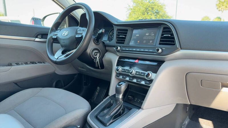 2020 Hyundai Elantra