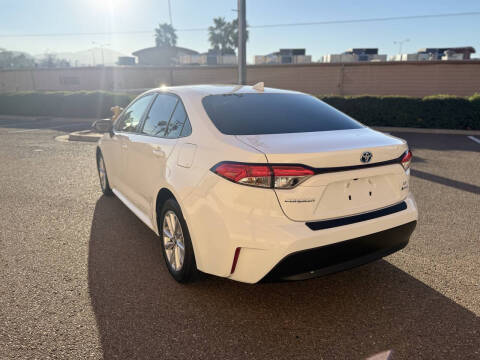 2025 Toyota Corolla Hybrid LE