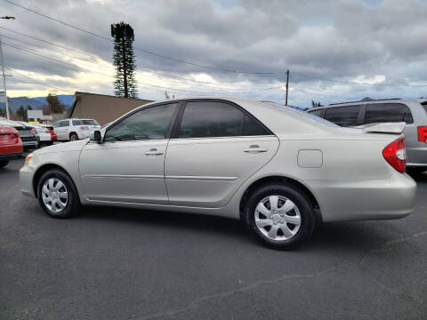 2004 Toyota Camry LE